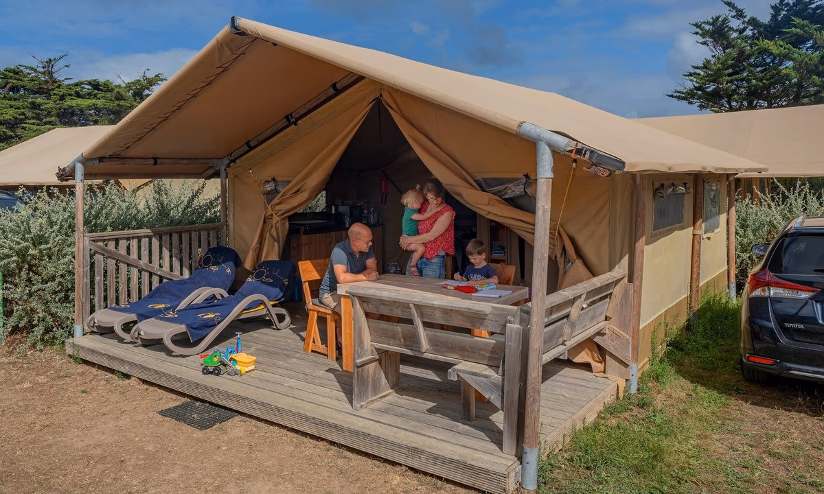 Eco Lodge met overdekte veranda op Camping Bella Italia